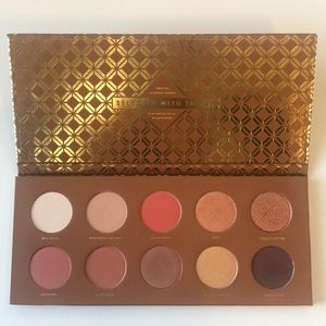 Zoeva Caramel Melange Palette